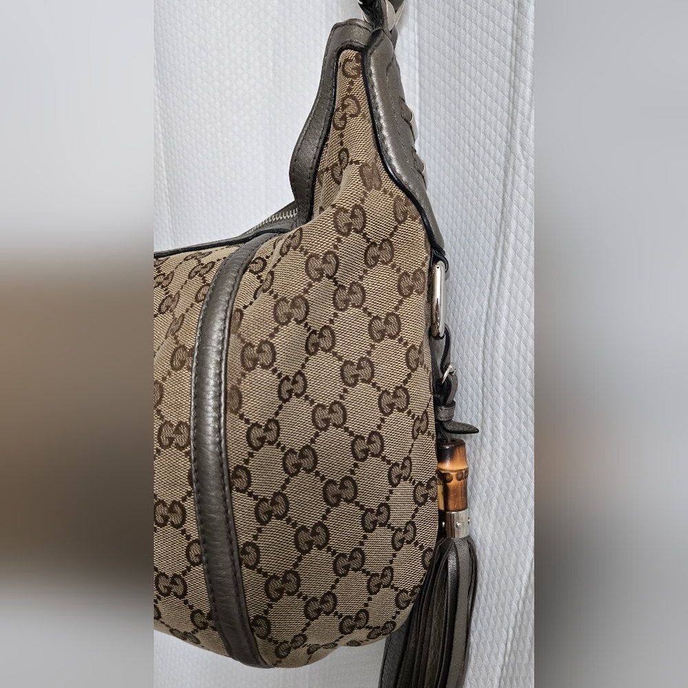 GUC Authentic Gucci GG Beige/ Gray Canvas Techno Horsebit Hobo Handbag - Picture 8 of 16